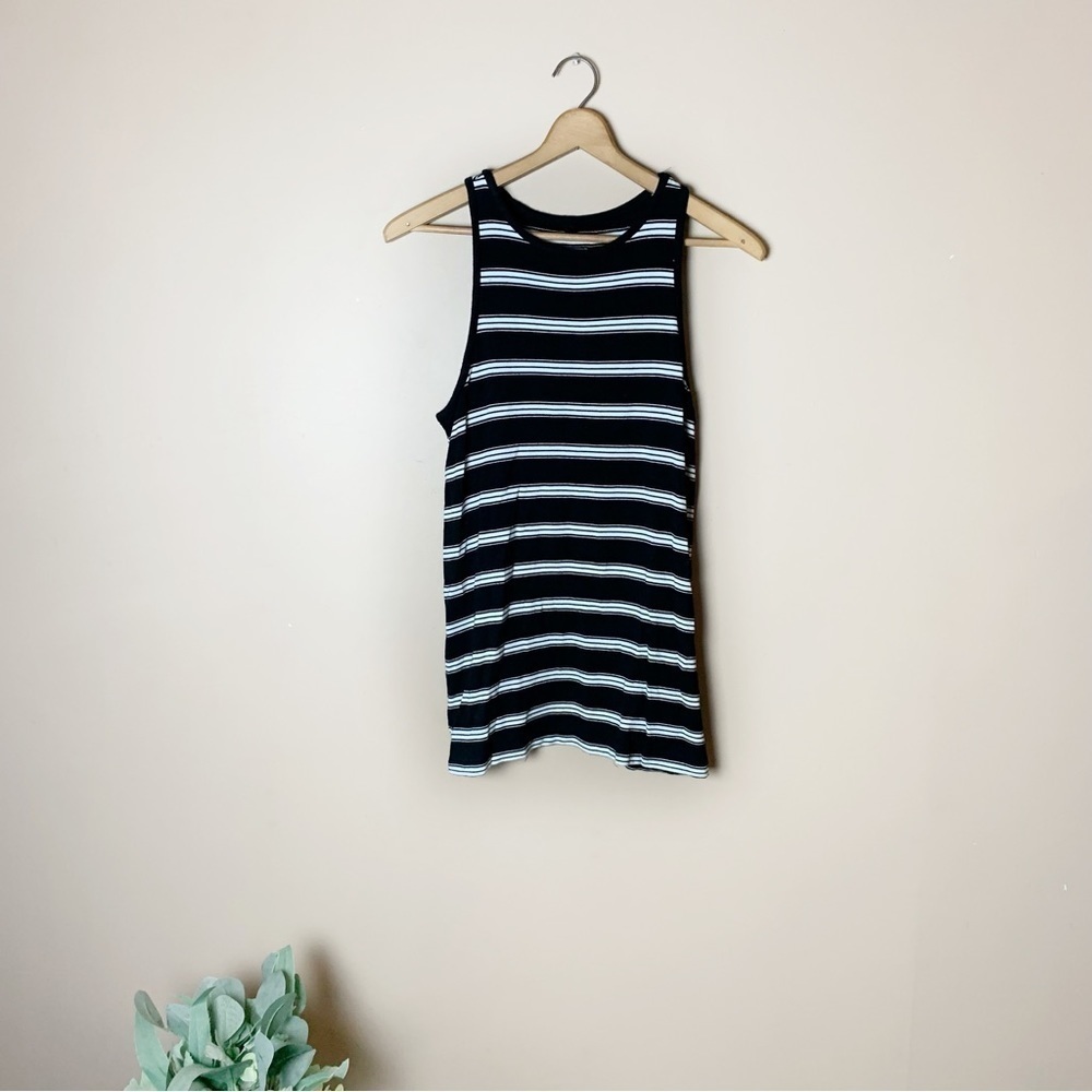 [Lou & Grey] Women's Black & White Striped Sleeveless Soft Swing Tank Top